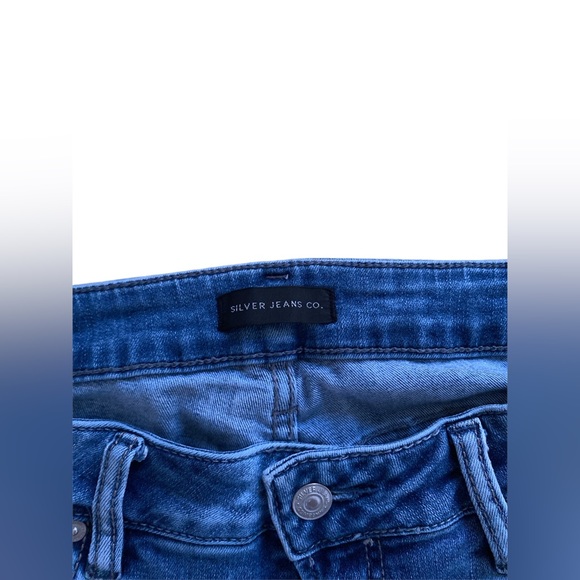 Silver | Suki | Skinny | Stonewashed 👖🪨 - Picture 3 of 5